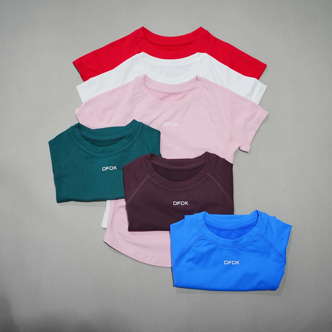 เสื้อยืดกีฬาผู้หญิง ระบายอากาศ - Pilates Yoga Top บทวิจารณ์และราคา